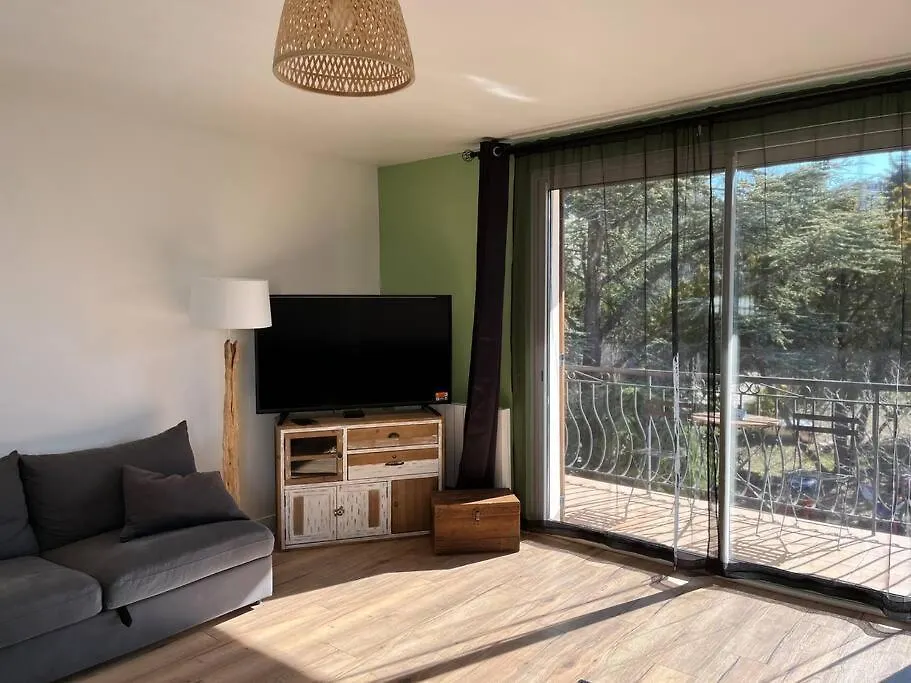 Haut De Villa Avec Piscine Privee Et Exterieur Lancon-Provence 0*,  France